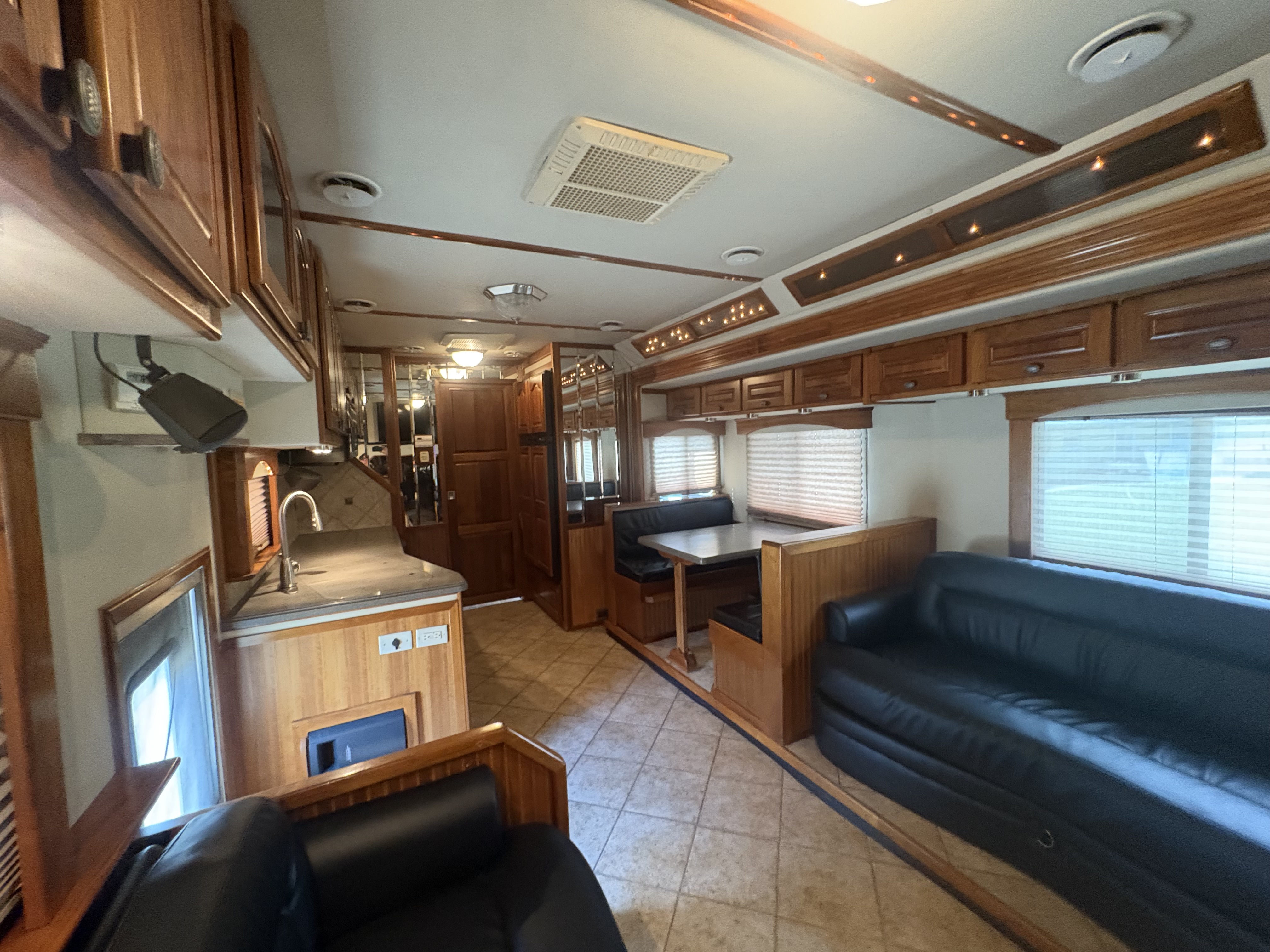 Used 2007 NRC 45' Motorcoach